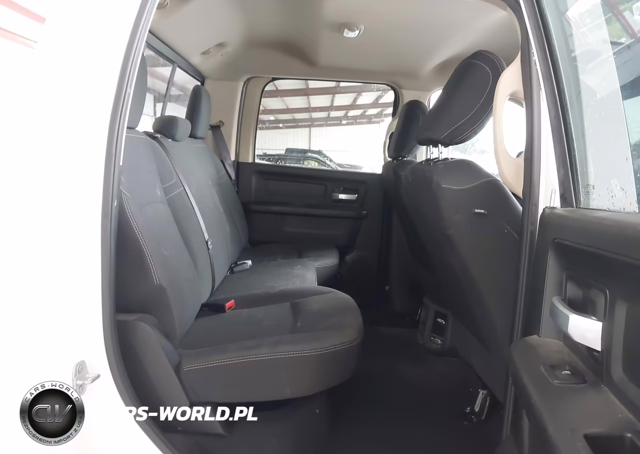 2019 Ram 2500 Tradesman 4X4 6'4 Box VIN:3C6UR5CJ3KG634823 - 8