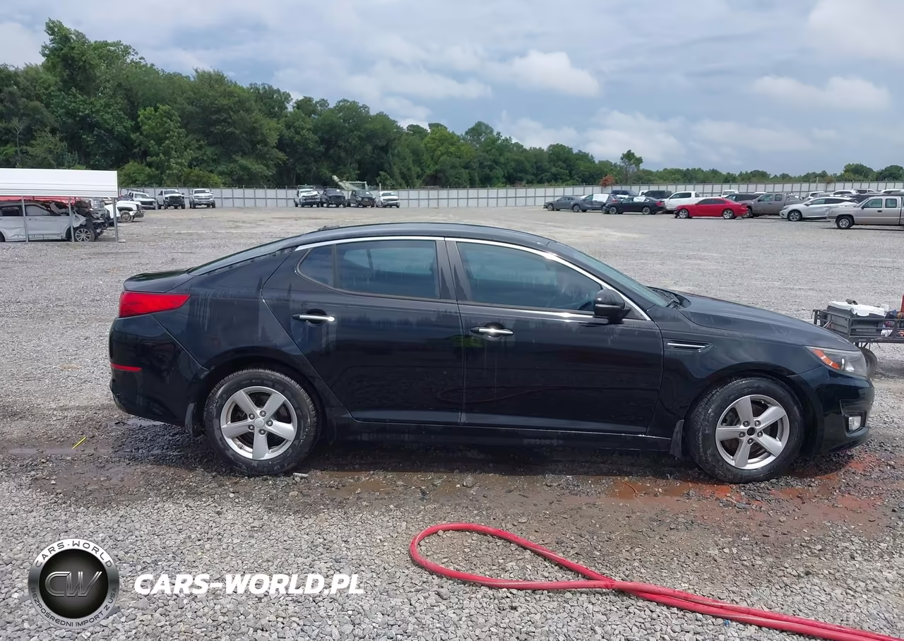 2015 Kia Optima Lx VIN:5XXGM4A70FG391552 - 13
