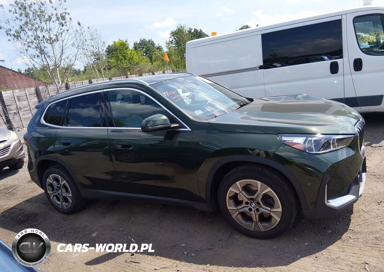 2023 BMW X1 xDrive28I VIN:WBX73EF08P5X90612 - 13