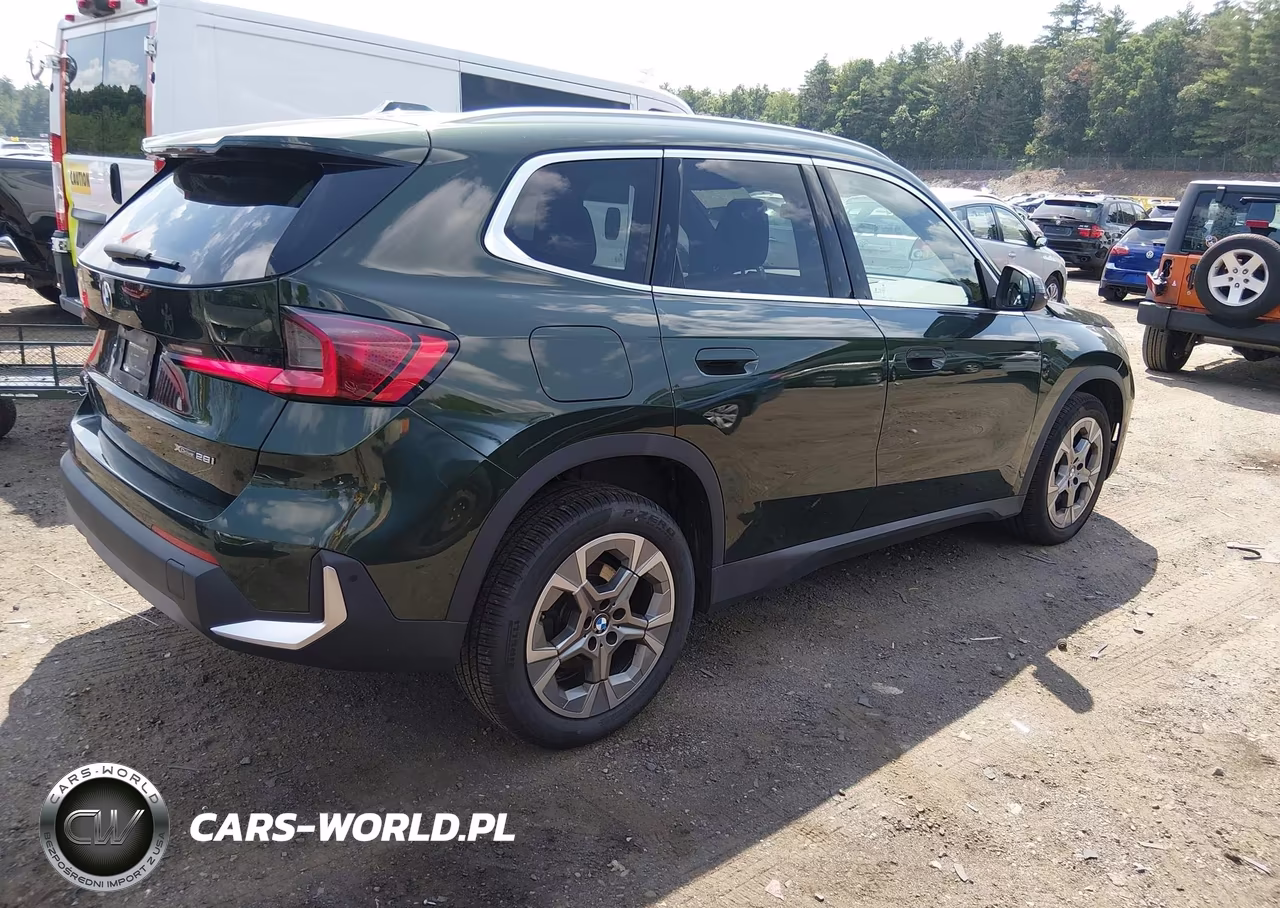 2023 BMW X1 xDrive28I VIN:WBX73EF08P5X90612 - 4