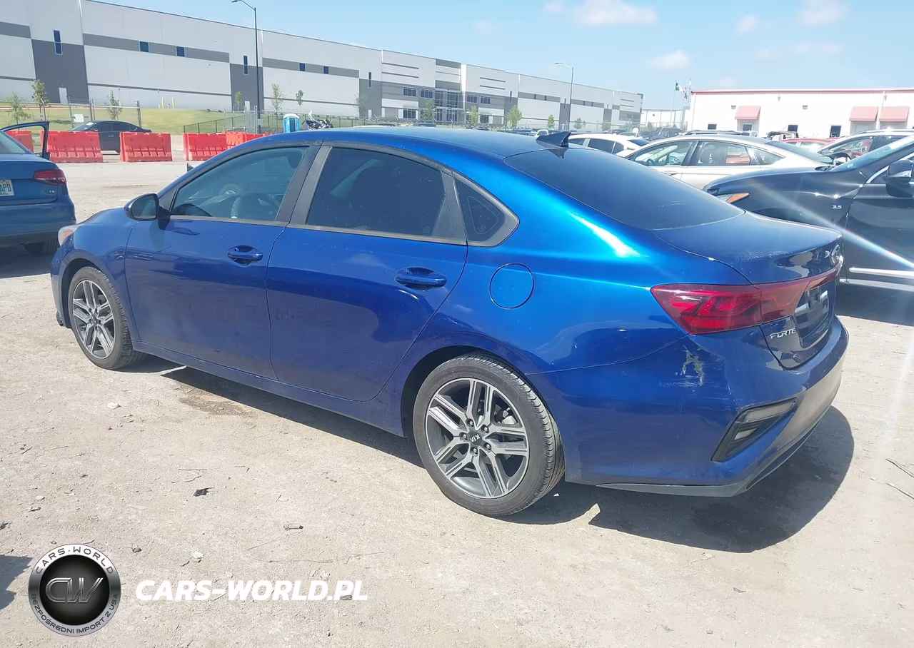 2019 Kia Forte S VIN:3KPF34AD1KE023212 - 3