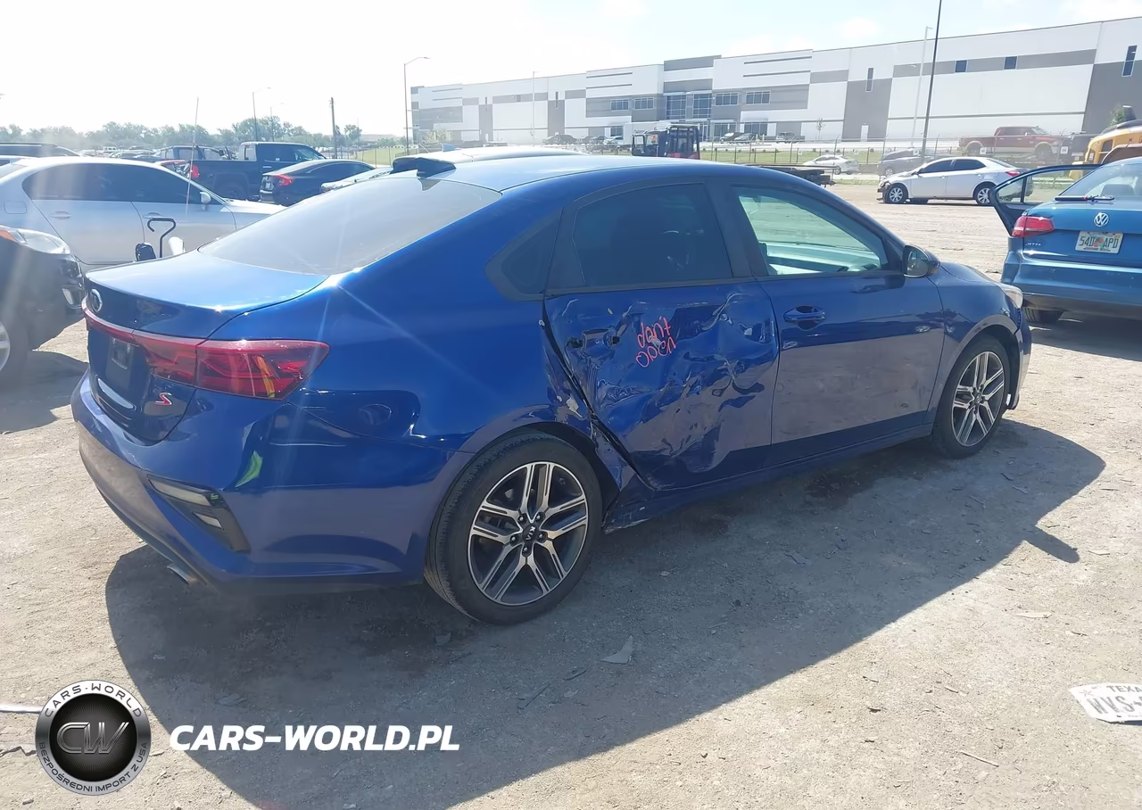 2019 Kia Forte S VIN:3KPF34AD1KE023212 - 4