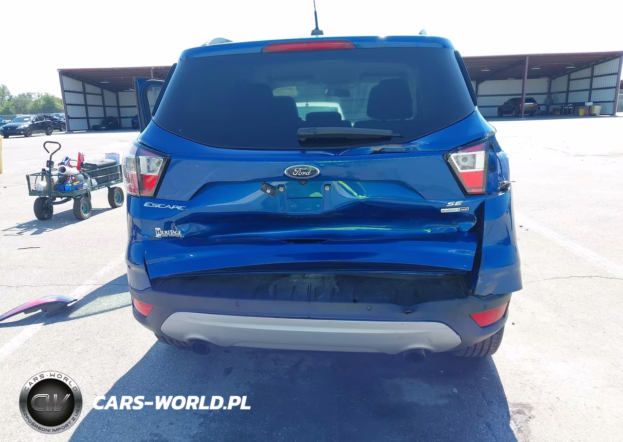 2017 Ford Escape Se VIN:1FMCU9GD3HUC75604 - 6