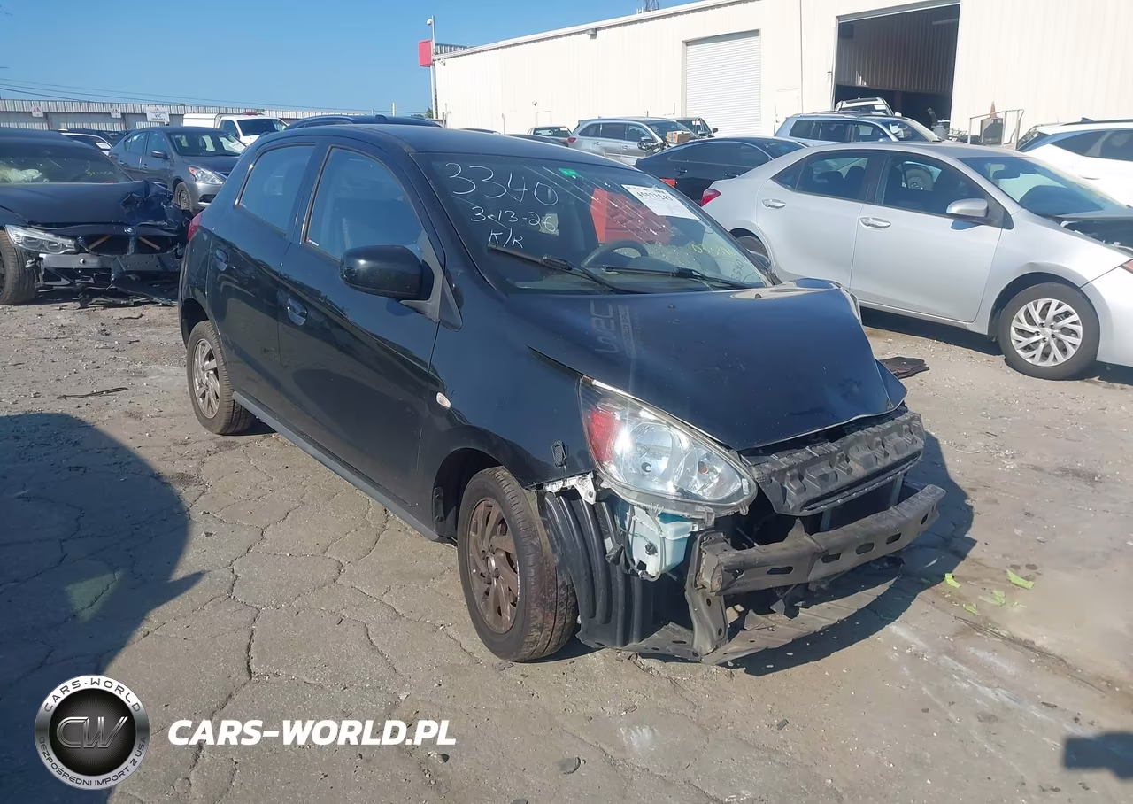 2015 Mitsubishi Mirage De – zdjęcie 1 z 15