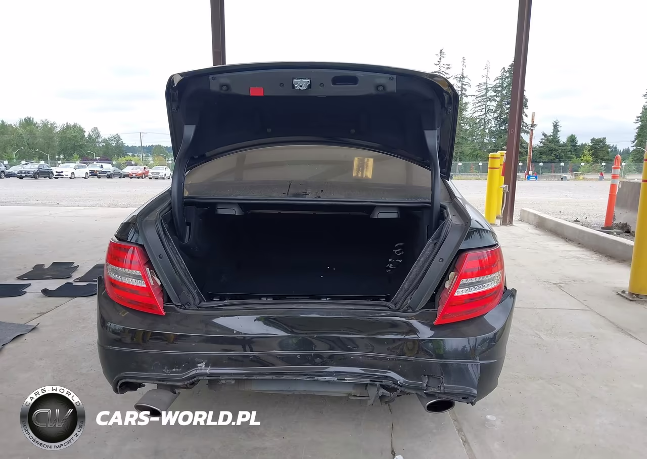 2012 Mercedes-Benz C 350 Sport 4Matic VIN:WDDGJ8JB9CF893514 - 16