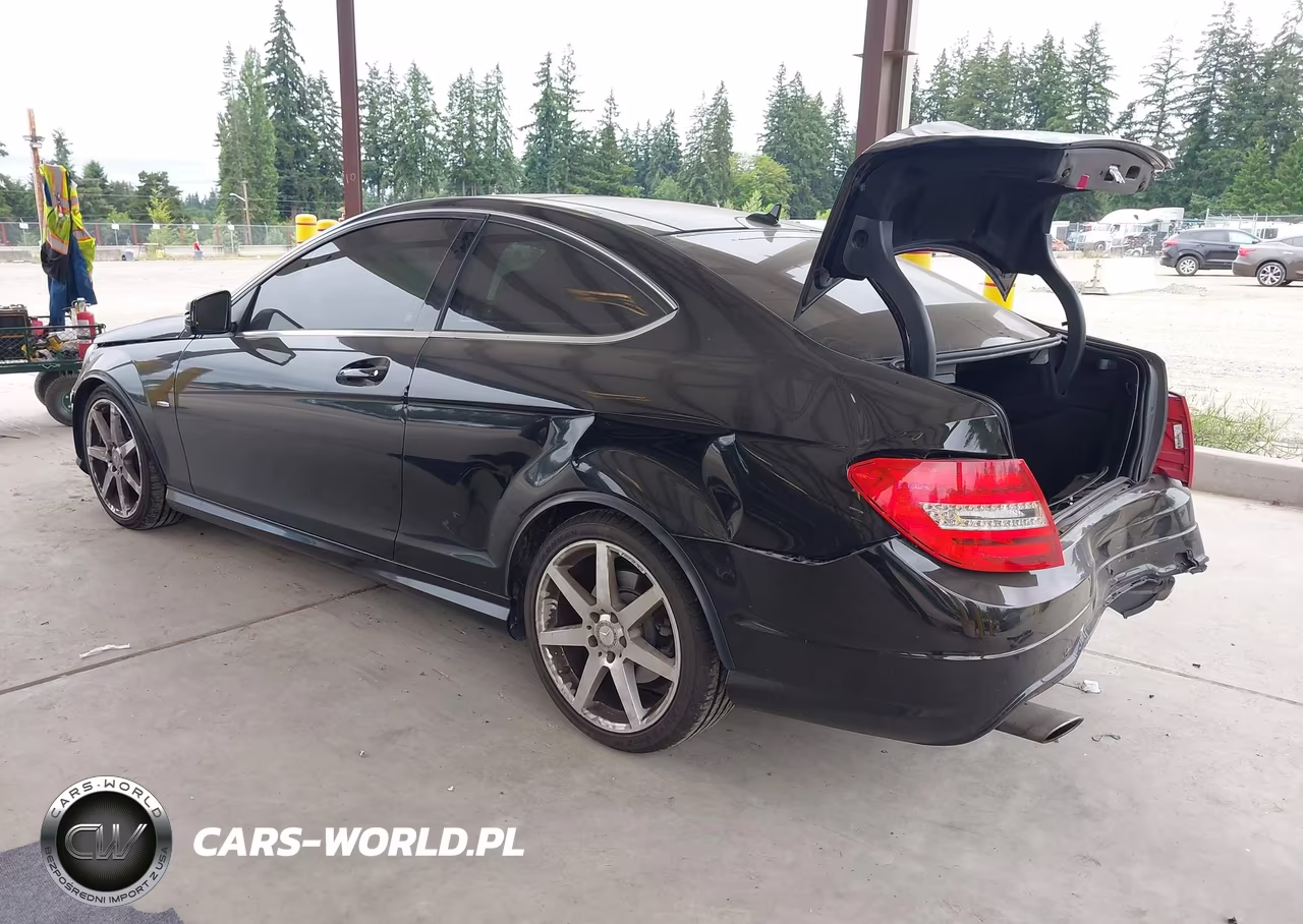 2012 Mercedes-Benz C 350 Sport 4Matic VIN:WDDGJ8JB9CF893514 - 3