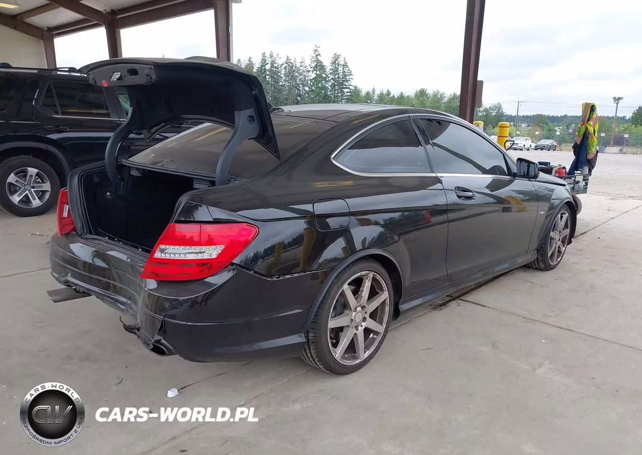2012 Mercedes-Benz C 350 Sport 4Matic VIN:WDDGJ8JB9CF893514 - 4