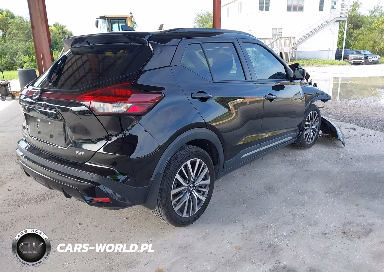 2021 Nissan Kicks Sr Xtronic Cvt VIN:3N1CP5DV0ML476143 - 4