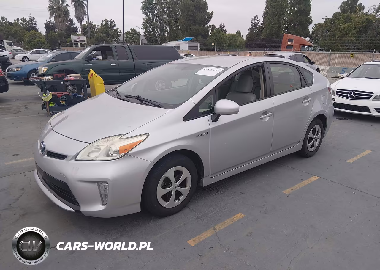 2013 Toyota Prius Four VIN:JTDKN3DU5D5628878 - 2