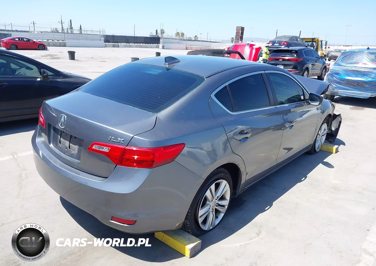 2013 Acura Ilx 2.0L VIN:19VDE1F39DE017718 - 4