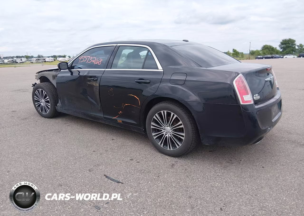 2013 Chrysler 300 300S VIN:2C3CCAGG7DH564618 - 3
