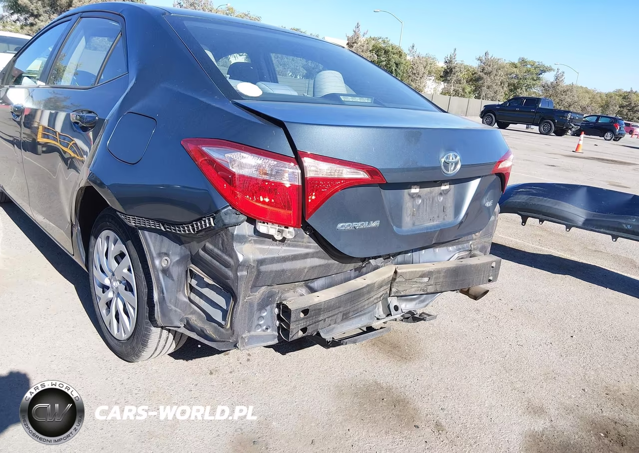 2017 Toyota Corolla Le VIN:5YFBURHE6HP683759 - 14