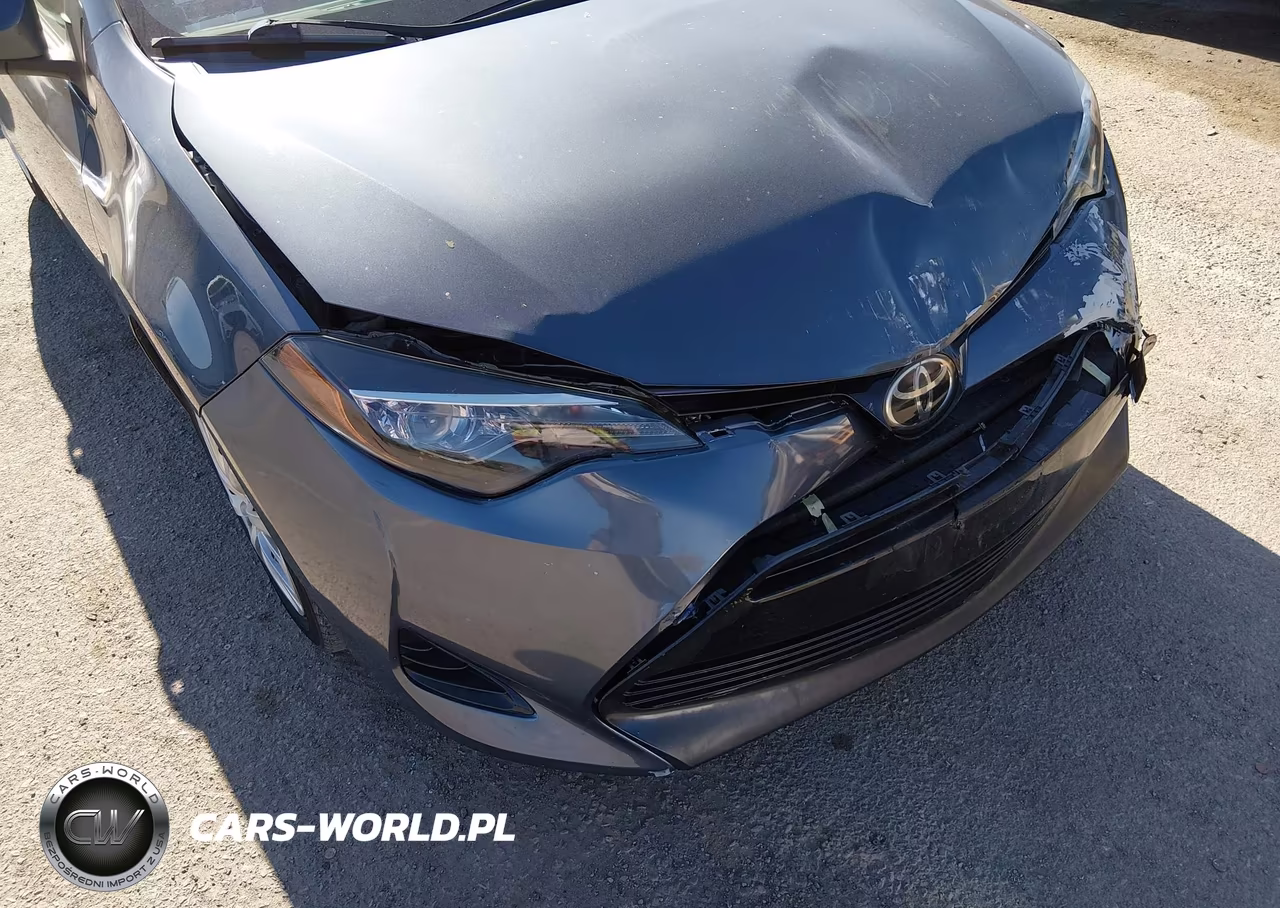 2017 Toyota Corolla Le VIN:5YFBURHE6HP683759 - 17