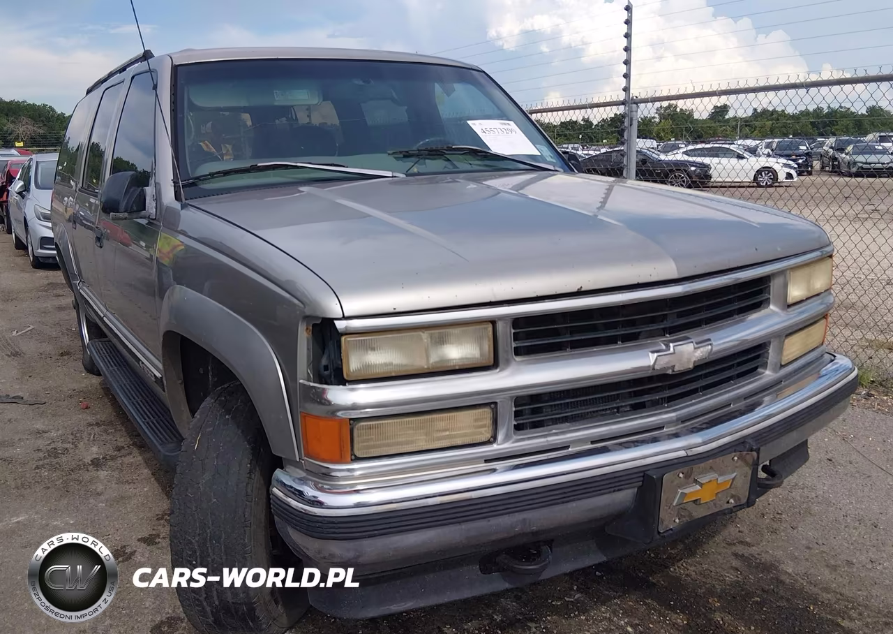 1999 Chevrolet Suburban Lt