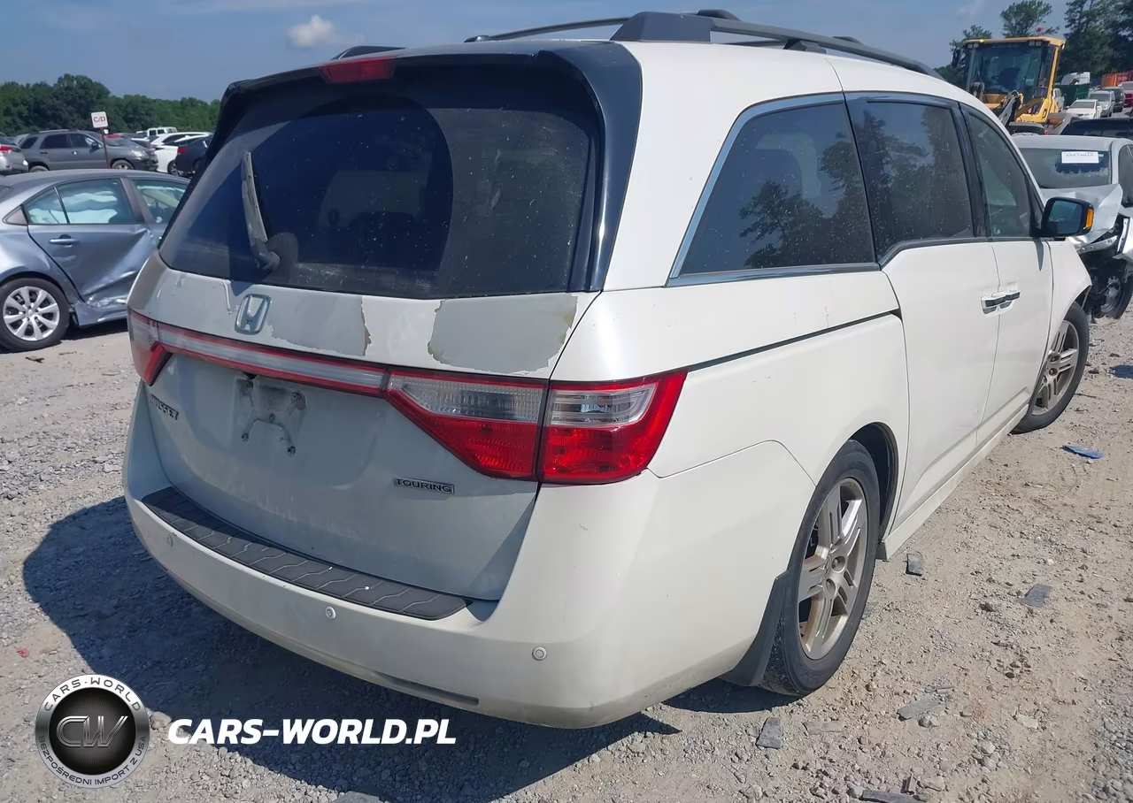 2012 Honda Odyssey Touring-Touring Elite VIN:5FNRL5H99CB131660 - 4