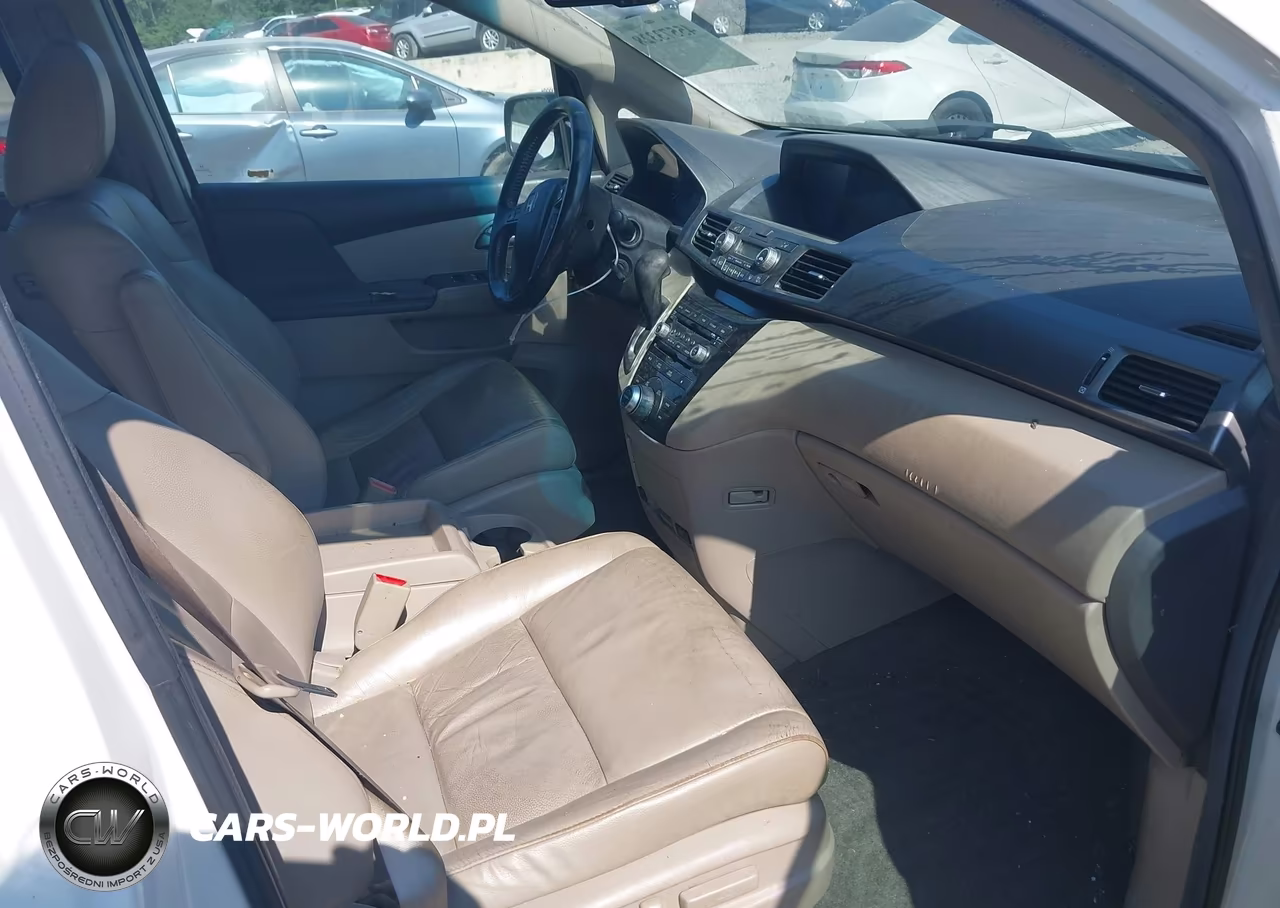 2012 Honda Odyssey Touring-Touring Elite VIN:5FNRL5H99CB131660 - 5