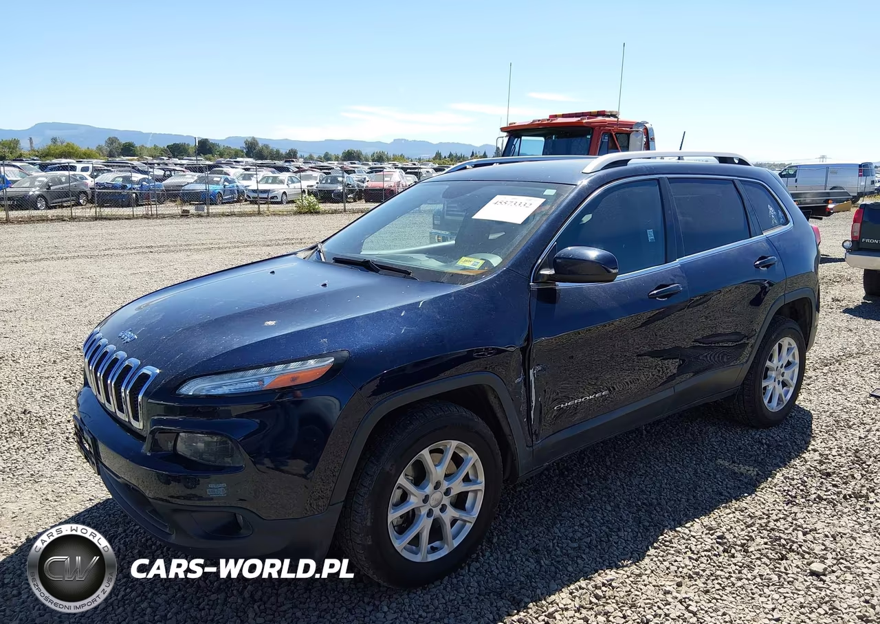 2016 Jeep Cherokee Latitude VIN:1C4PJMCB1GW203678 - 2