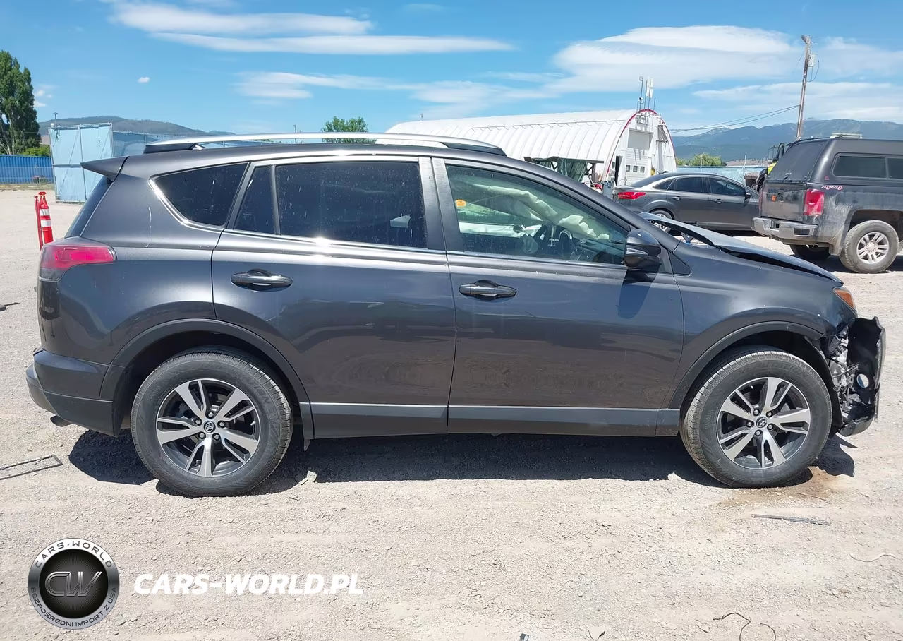 2018 Toyota Rav4 Xle VIN:JTMRFREV8JJ728031 - 14