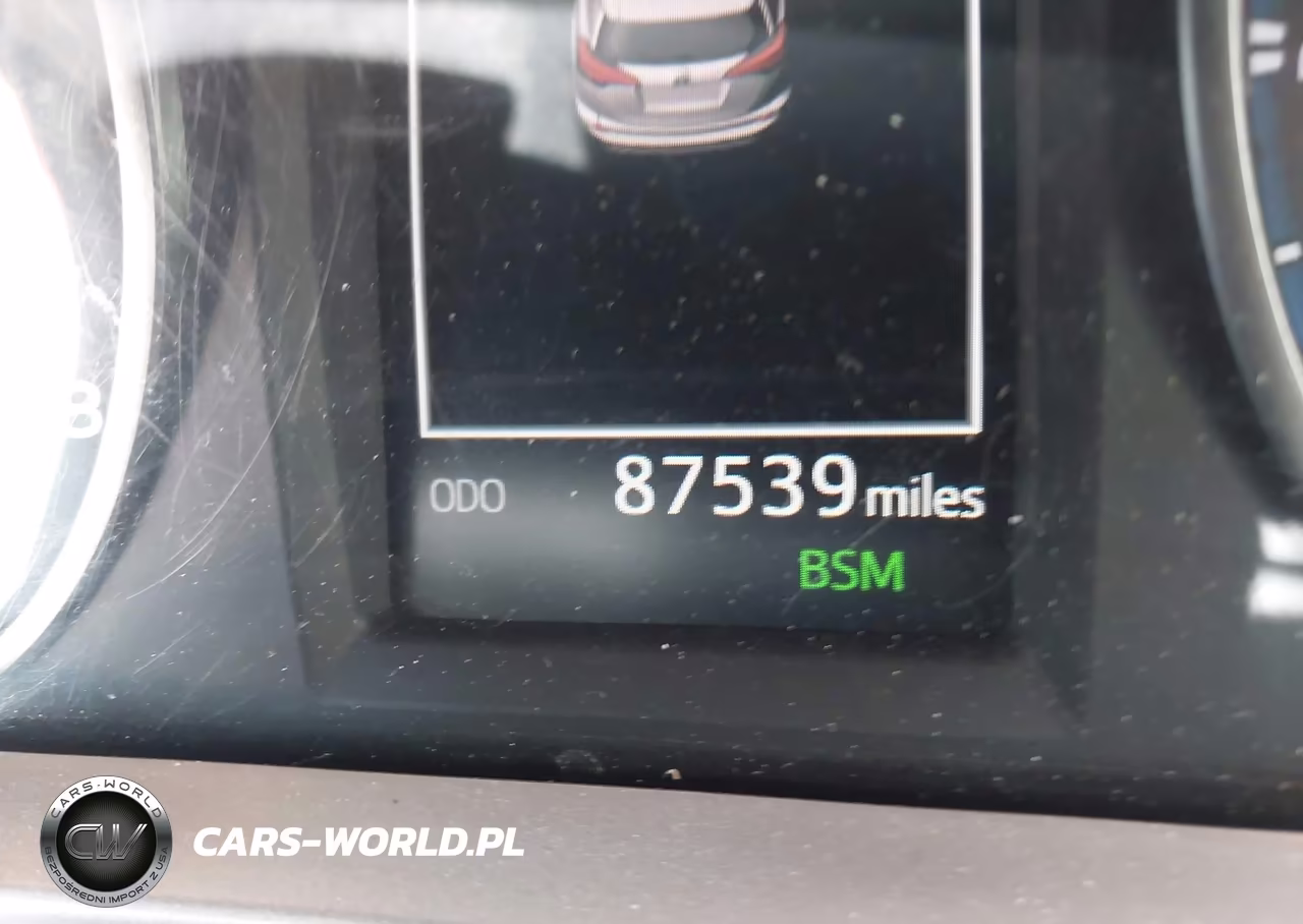 2018 Toyota Rav4 Xle VIN:JTMRFREV8JJ728031 - 16