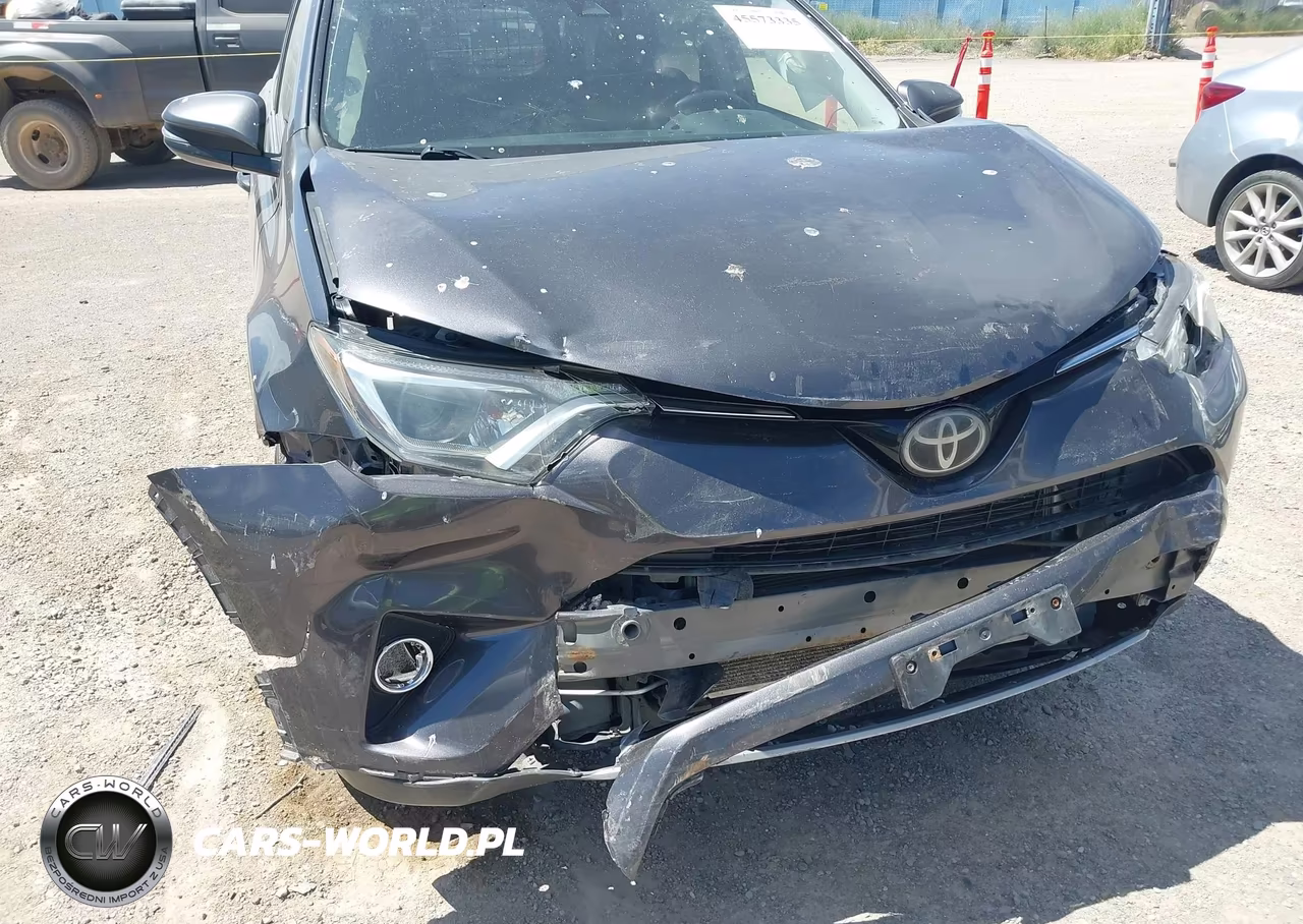 2018 Toyota Rav4 Xle VIN:JTMRFREV8JJ728031 - 6
