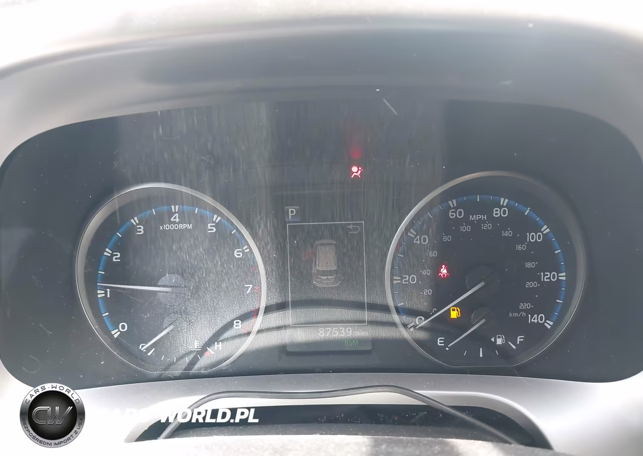 2018 Toyota Rav4 Xle VIN:JTMRFREV8JJ728031 - 7