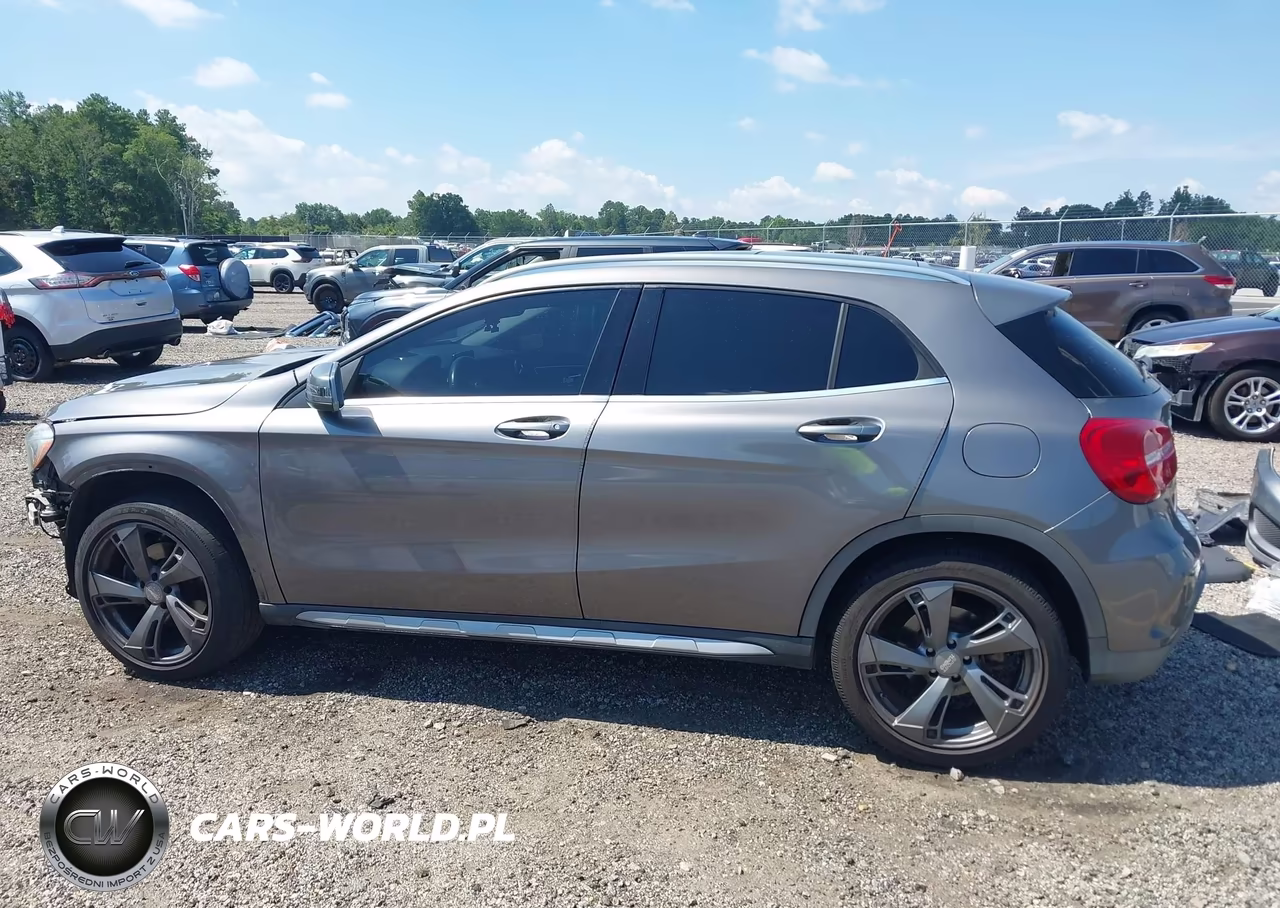 2015 Mercedes-Benz Gla 250 4Matic VIN:WDCTG4GB1FJ063774 - 3