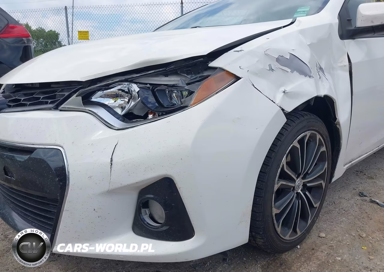 2016 Toyota Corolla S Plus VIN:5YFBURHE1GP396537 - 6