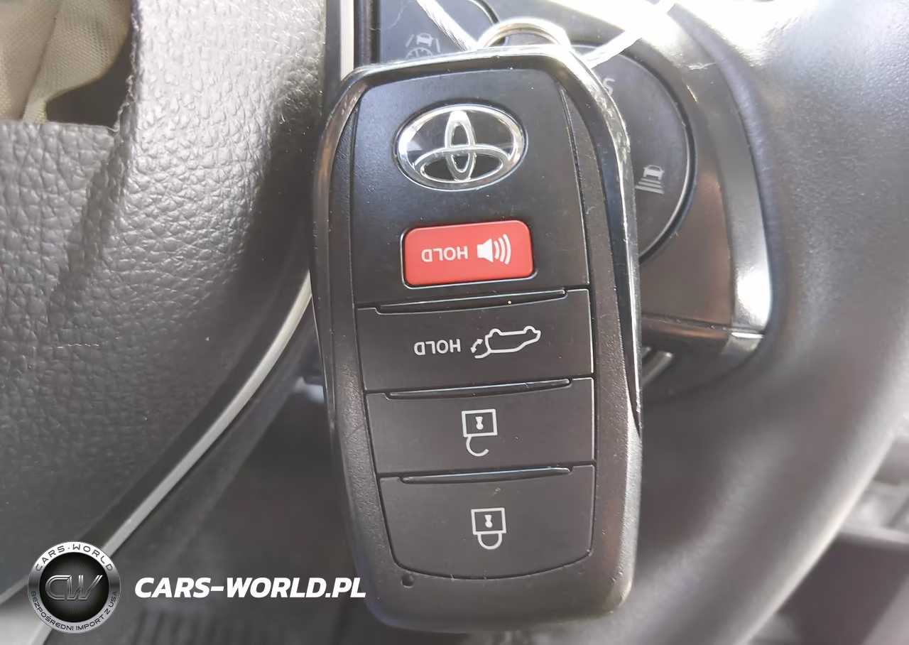 2024 Toyota Corolla Cross Xle VIN:7MUDAAAG3RV103915 - 11