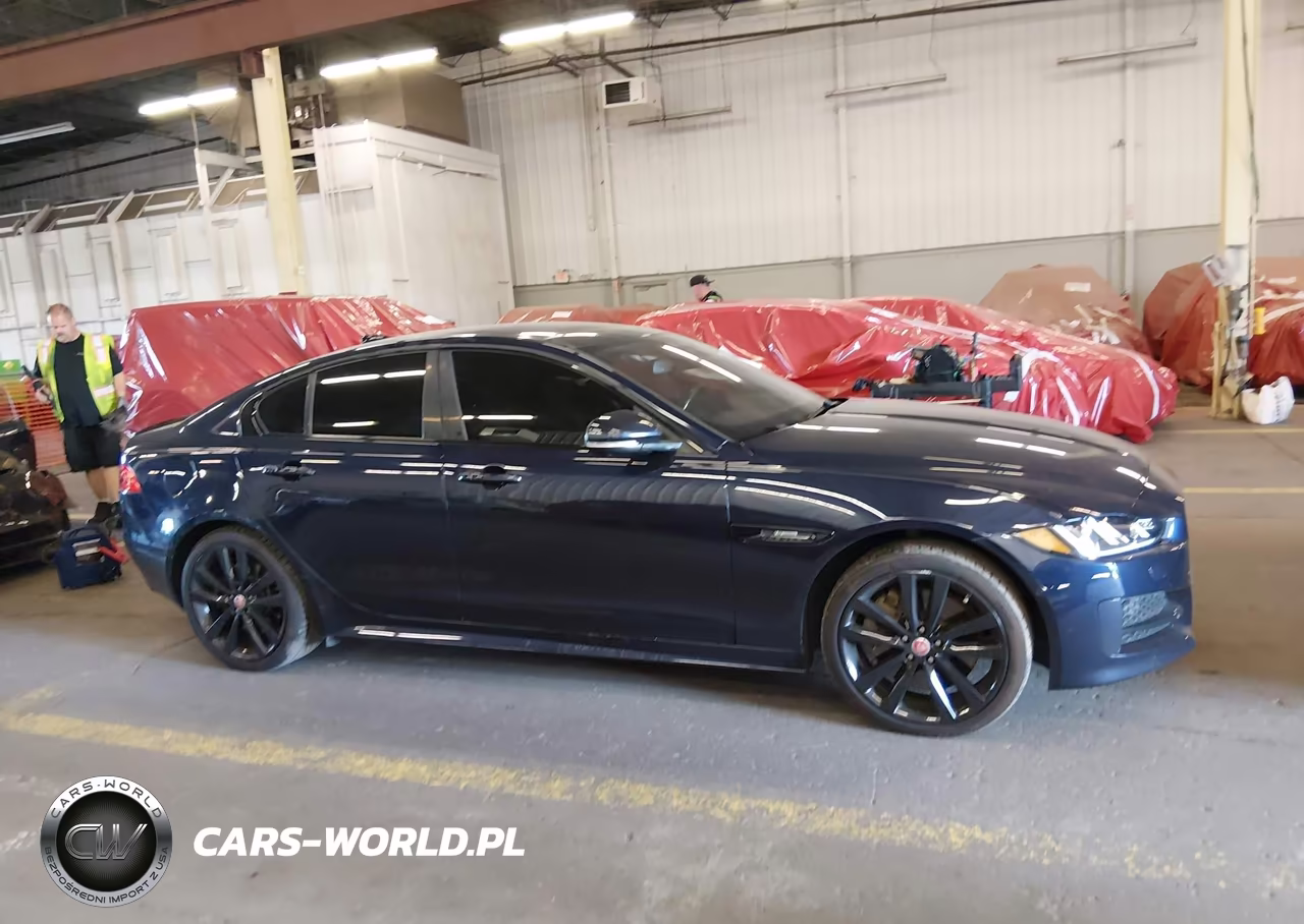 2017 Jaguar Xe 35T R-Sport VIN:SAJAL4BV4HA965740 - 13