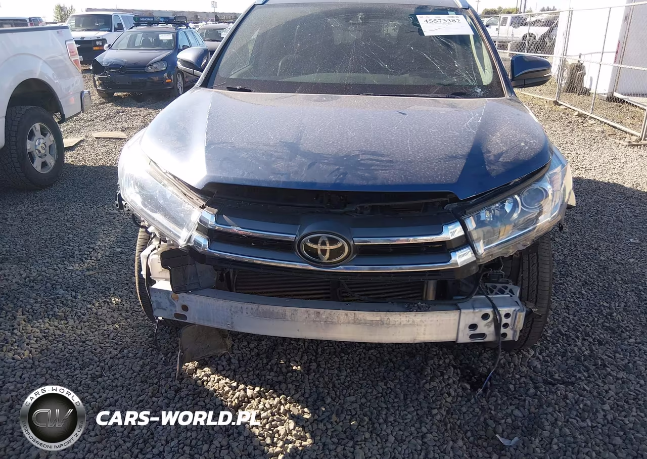 2018 Toyota Highlander Limited VIN:5TDDZRFH4JS828074 - 6