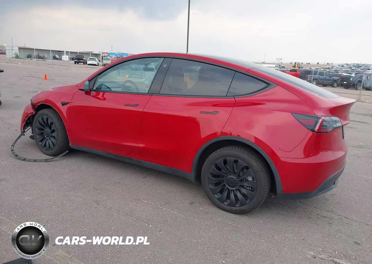 2022 Tesla Model Y Long Range Dual Motor All-Wheel Drive VIN:7SAYGDEE4NF519767 - 3