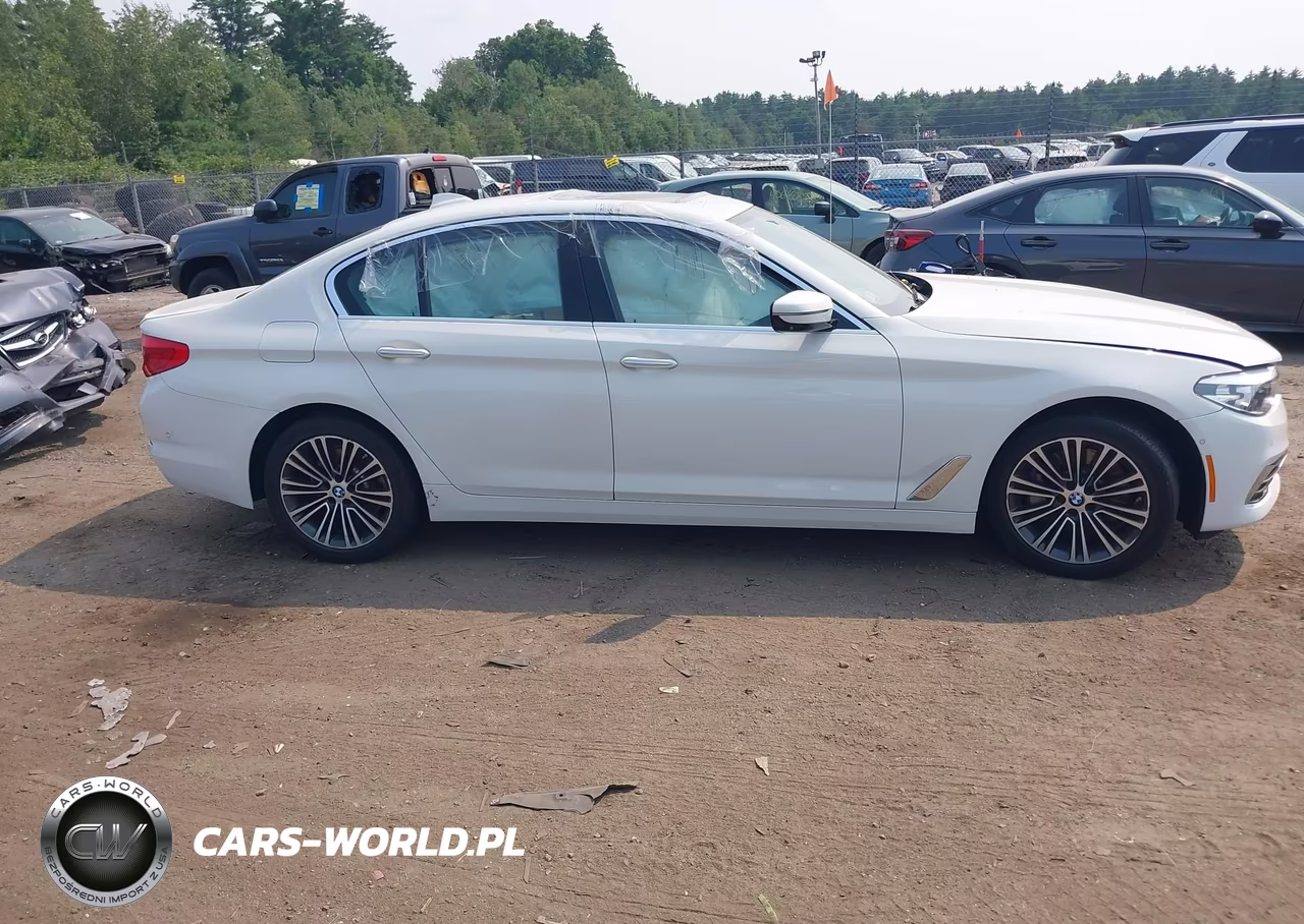 2017 BMW 530I xDrive VIN:WBAJA7C33HG904750 - 13