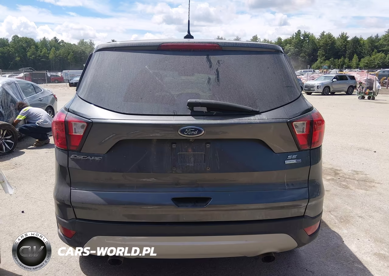 2019 Ford Escape Se VIN:1FMCU9GD8KUB83931 - 17