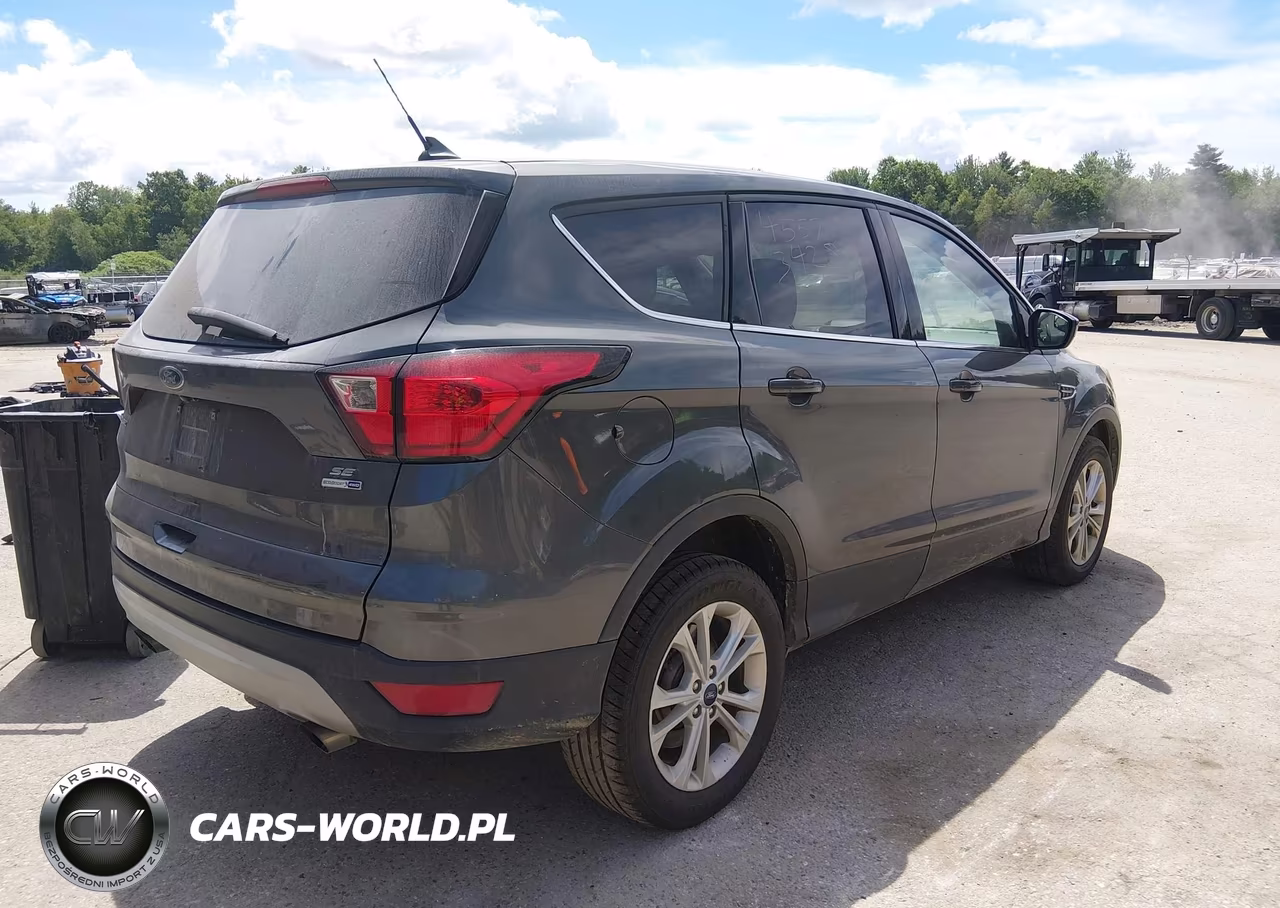 2019 Ford Escape Se VIN:1FMCU9GD8KUB83931 - 4