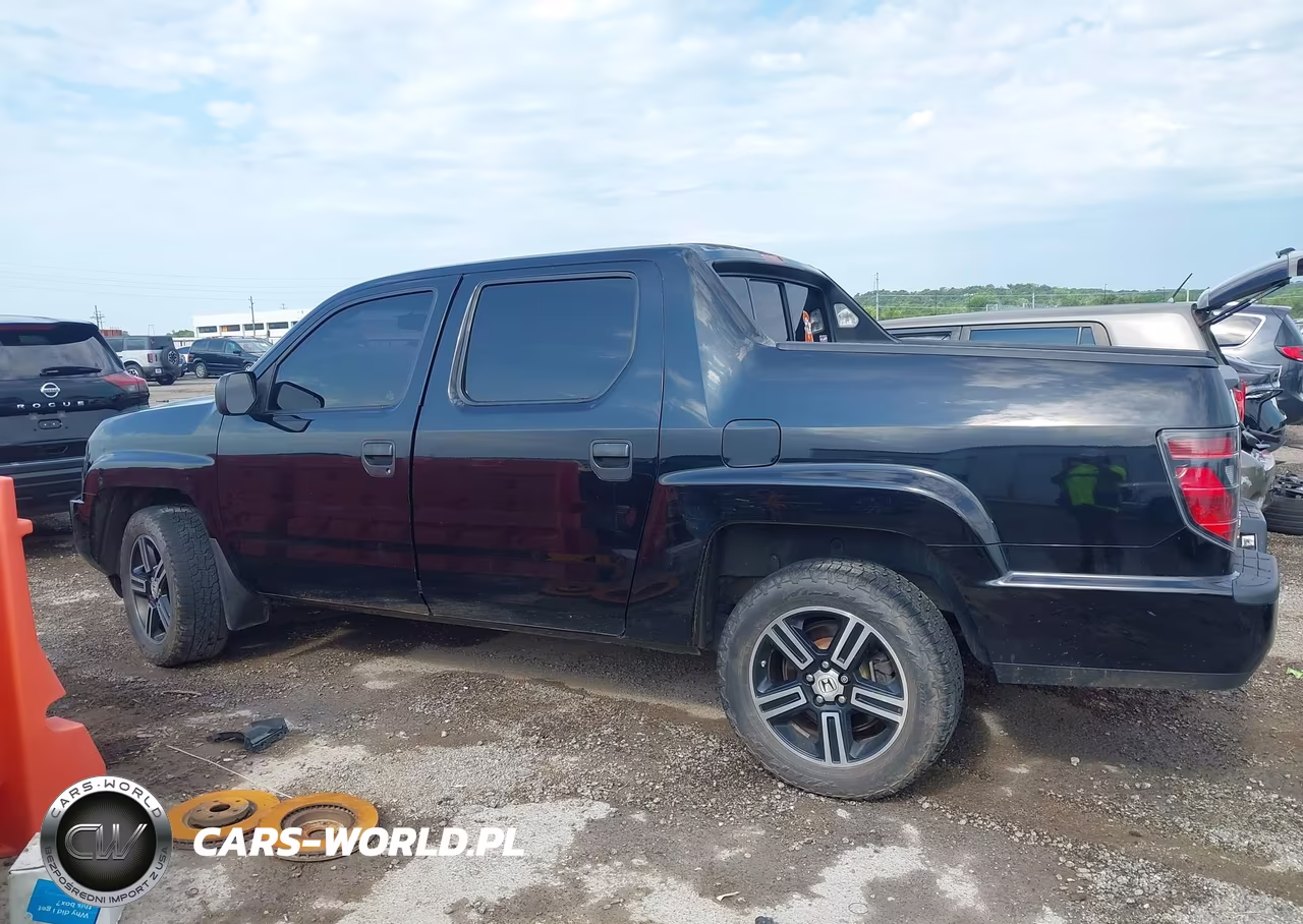 2013 Honda Ridgeline Sport VIN:5FPYK1F72DB016402 - 14