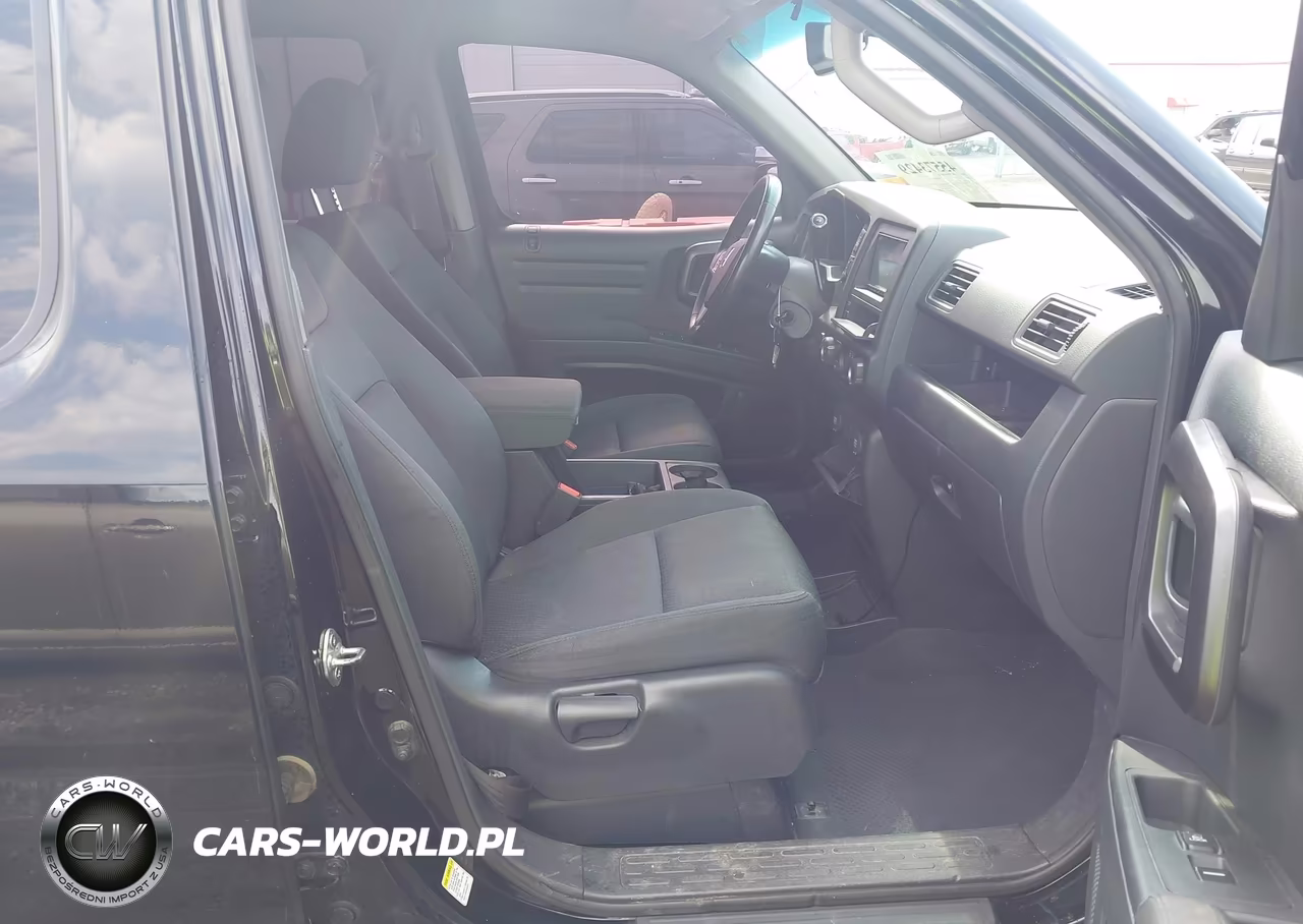 2013 Honda Ridgeline Sport VIN:5FPYK1F72DB016402 - 5