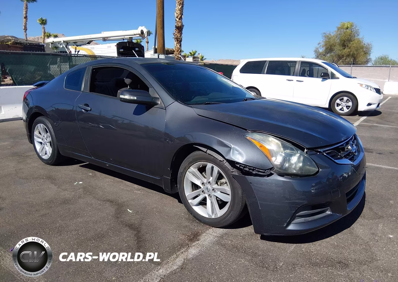 2010 Nissan Altima S – zdjęcie 1 z 16