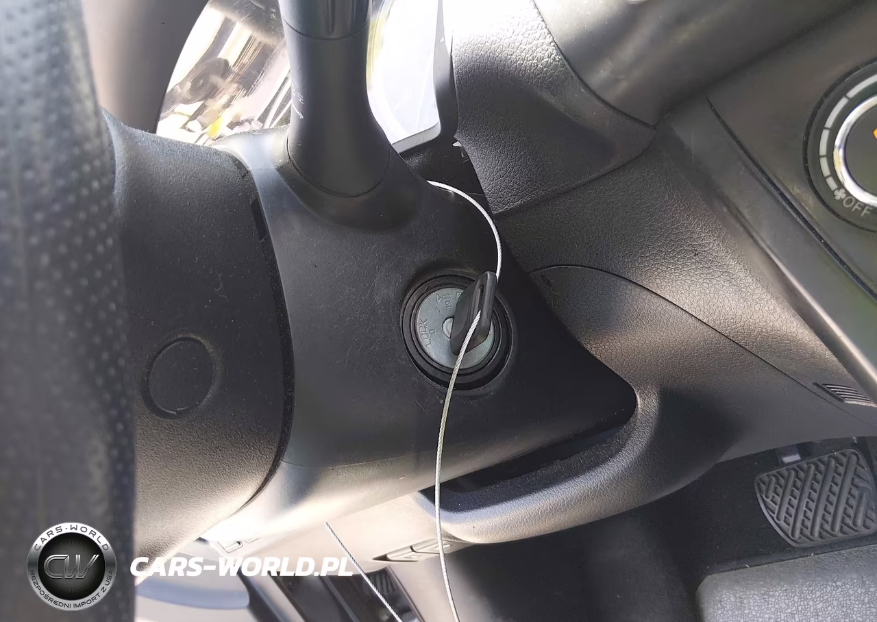 2018 Nissan Sentra S VIN:3N1AB7AP1JY338777 - 11