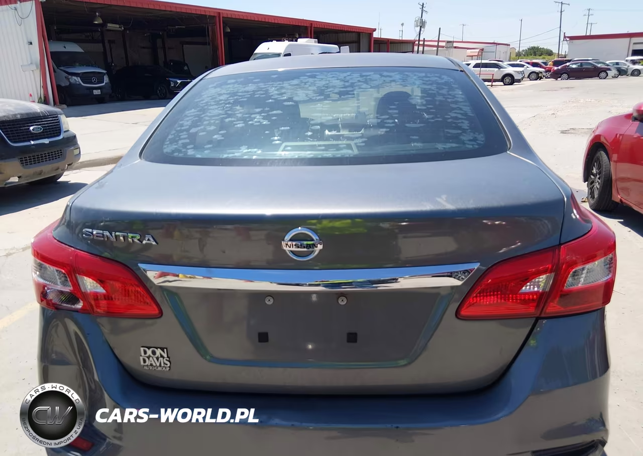 2018 Nissan Sentra S VIN:3N1AB7AP1JY338777 - 16