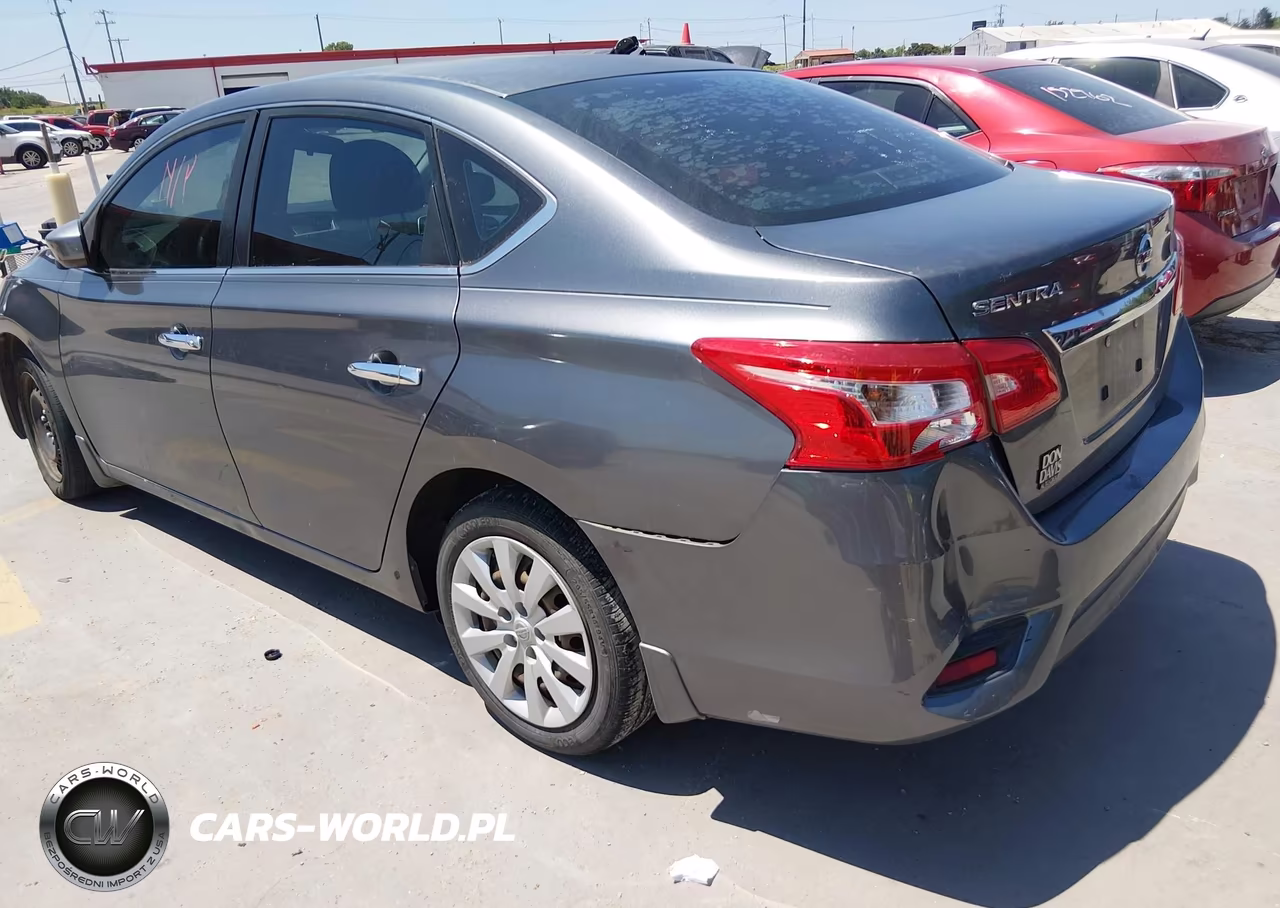 2018 Nissan Sentra S VIN:3N1AB7AP1JY338777 - 3