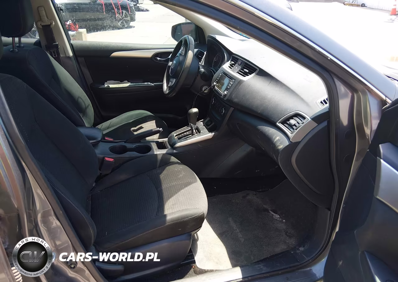 2018 Nissan Sentra S VIN:3N1AB7AP1JY338777 - 5