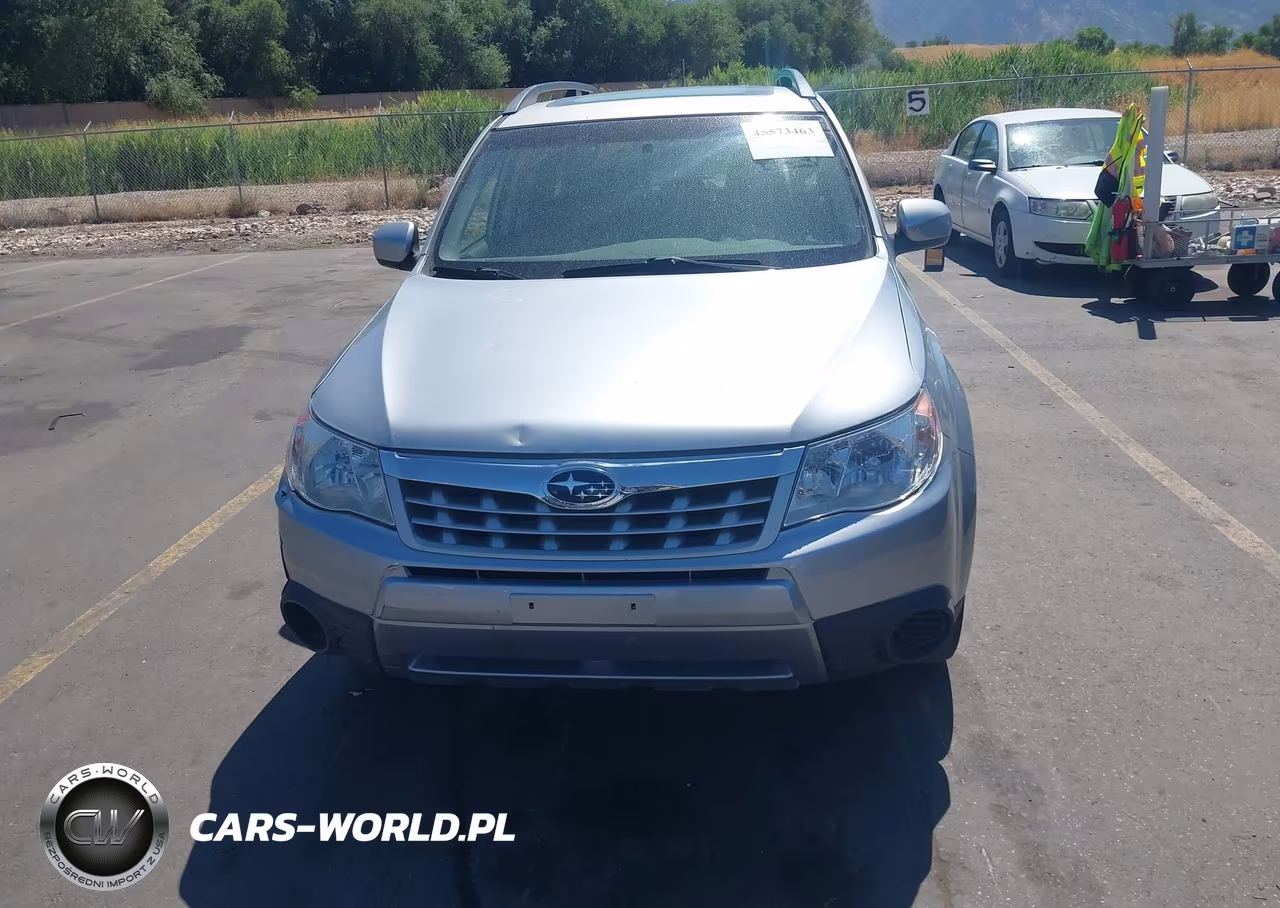 2012 Subaru Forester 2.5X Premium VIN:JF2SHADC8CH461644 - 6