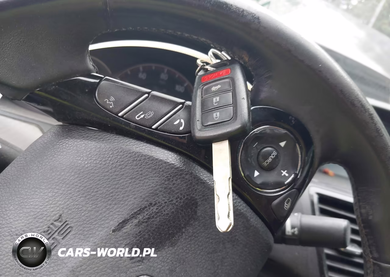 2016 Honda Accord Sport VIN:1HGCR2F5XGA247081 - 11