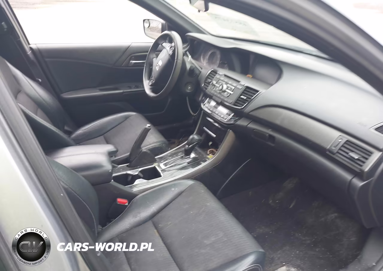 2016 Honda Accord Sport VIN:1HGCR2F5XGA247081 - 5