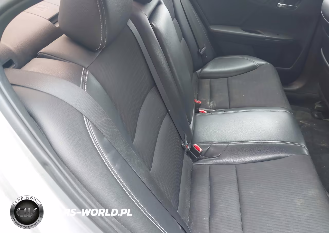 2016 Honda Accord Sport VIN:1HGCR2F5XGA247081 - 8