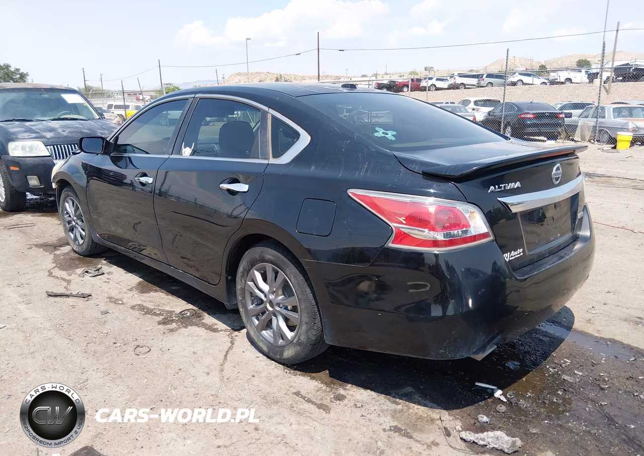 2015 Nissan Altima 2.5 S VIN:1N4AL3AP1FN897811 - 3