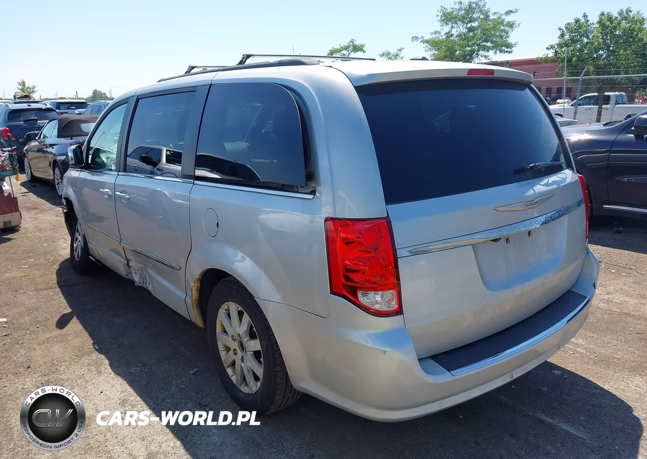 2012 Chrysler Town & Country Touring-L VIN:2C4RC1CG9CR175130 - 3