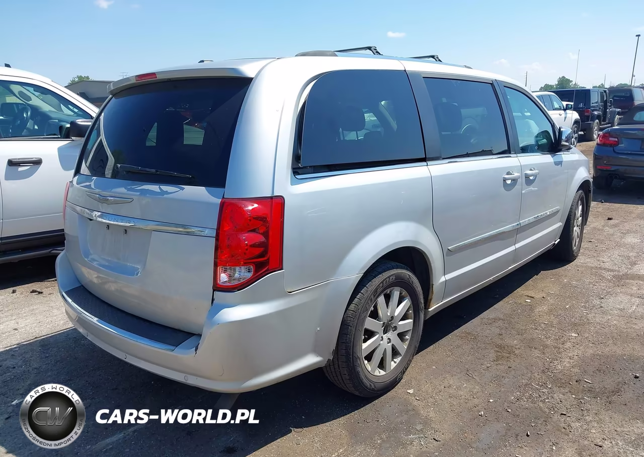 2012 Chrysler Town & Country Touring-L VIN:2C4RC1CG9CR175130 - 4