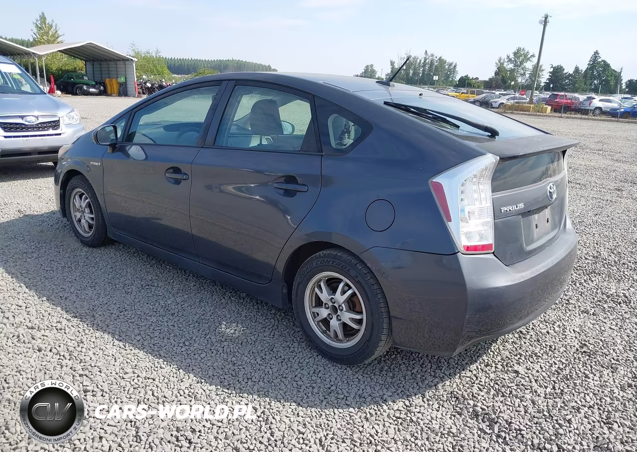 2011 Toyota Prius Three VIN:JTDKN3DU3B0256838 - 3