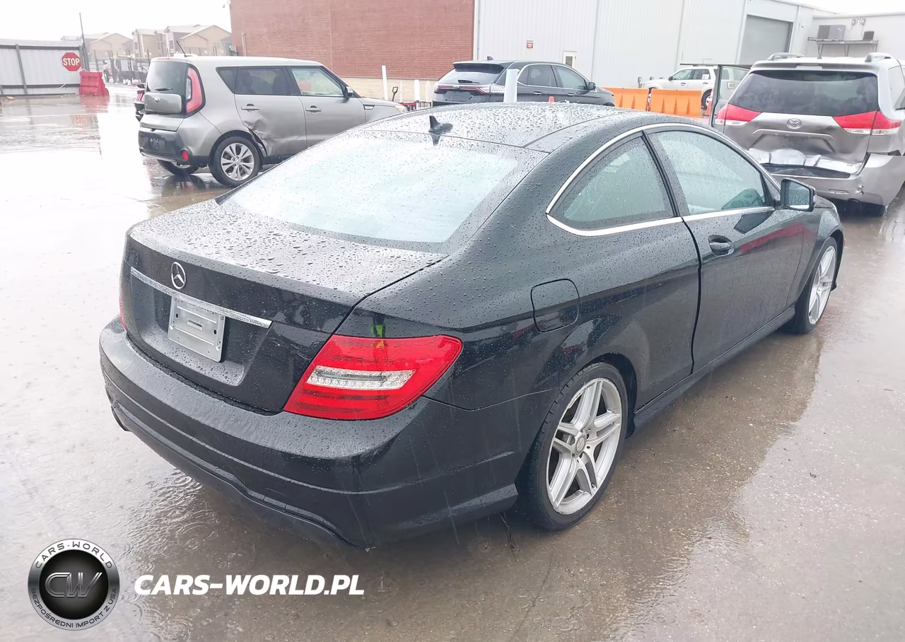 2015 Mercedes-Benz C 250 VIN:WDDGJ4HBXFG417821 - 4